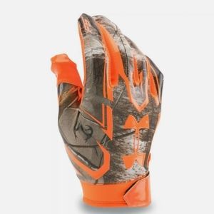 Under armour Realtree camo gloves